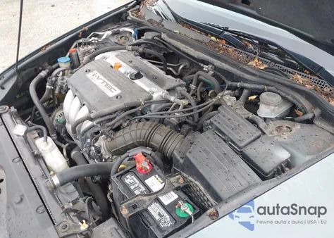 2004 Honda Accord 2.4 Ex z USA, uszkodzony, nr VIN 1HGCM56674A064712